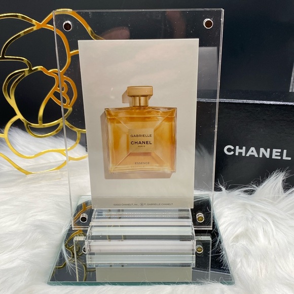 Chanel GABRIELLE ESSENCE CARD in Acrylic Frame and Stand 4” x 6” NEW! - Picture 1 of 3